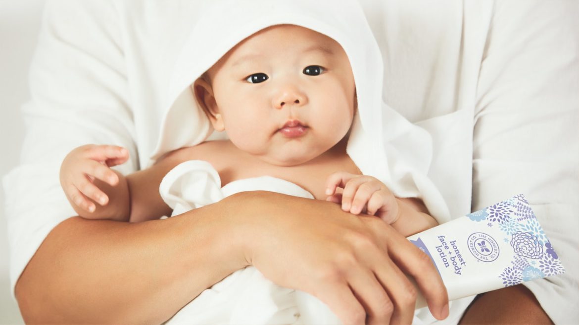 photo-1562887194-a50958050e39 How to Wean Babies off Milk at Night?